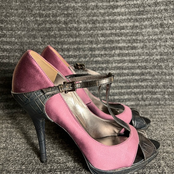 MARCIANO GUESS R- LIANNE Purple Multi RUNWAY SHOES Heels size 10 with box retro - Picture 10 of 15